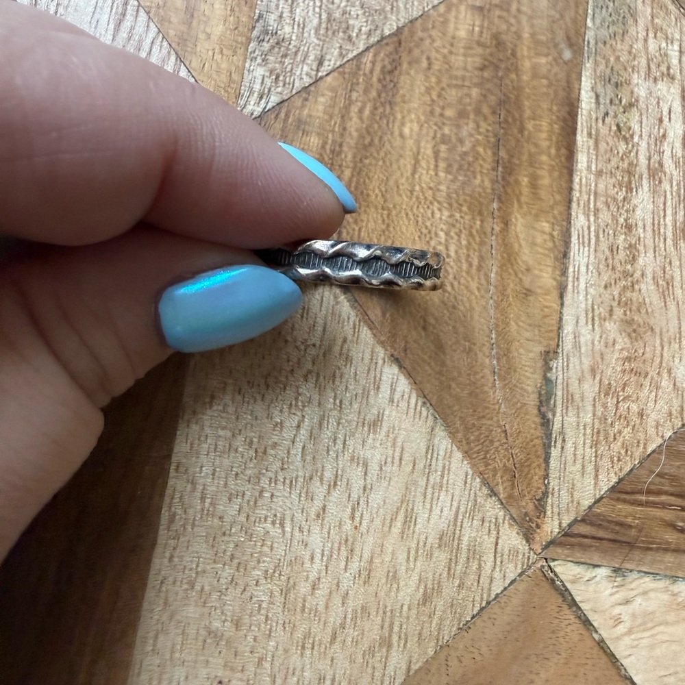 STERLING SILVER Wavy Rope-Textured Stackable Ring